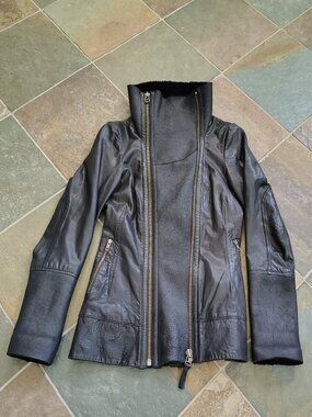 Mackage Genuine Lamb Leather with Shearling trim details Black Jacket